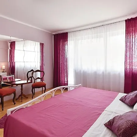 With A Swimming Pool - 13020 Апартаменты *