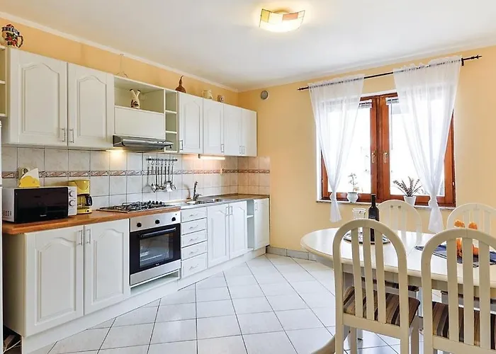 With A Swimming Pool - 13020 Apartman Póla