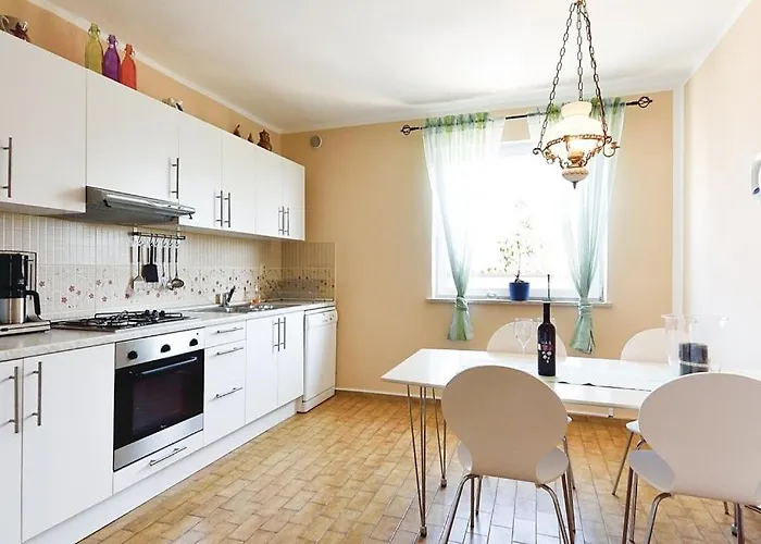 With A Swimming Pool - 13020 Apartment *